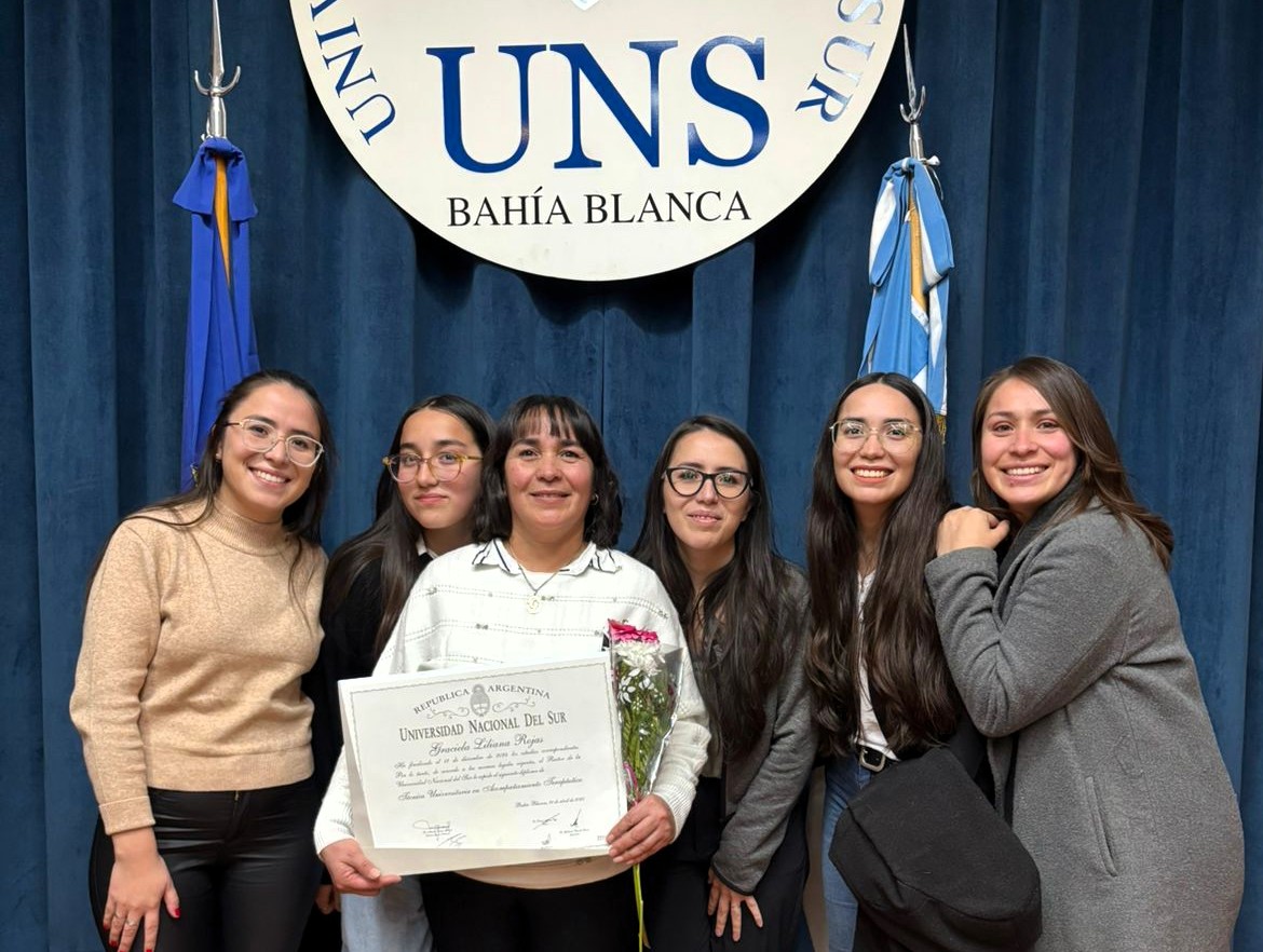 Laura, Luz, mi mamá (la egresada), Karina, Andrea y María